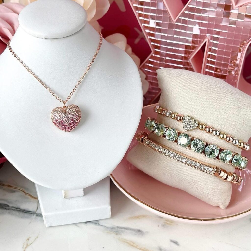 Instagram post from parklanemexico. This post is in position 3.