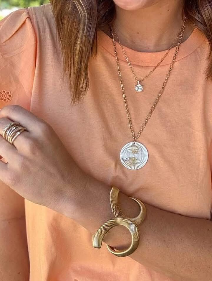 Instagram post from parklanemexico. This post is in position 5.