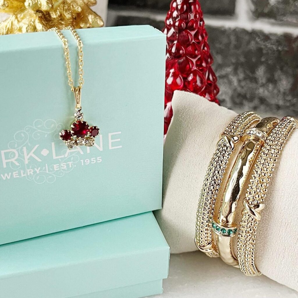 Instagram post from parklanemexico. This post is in position 2.